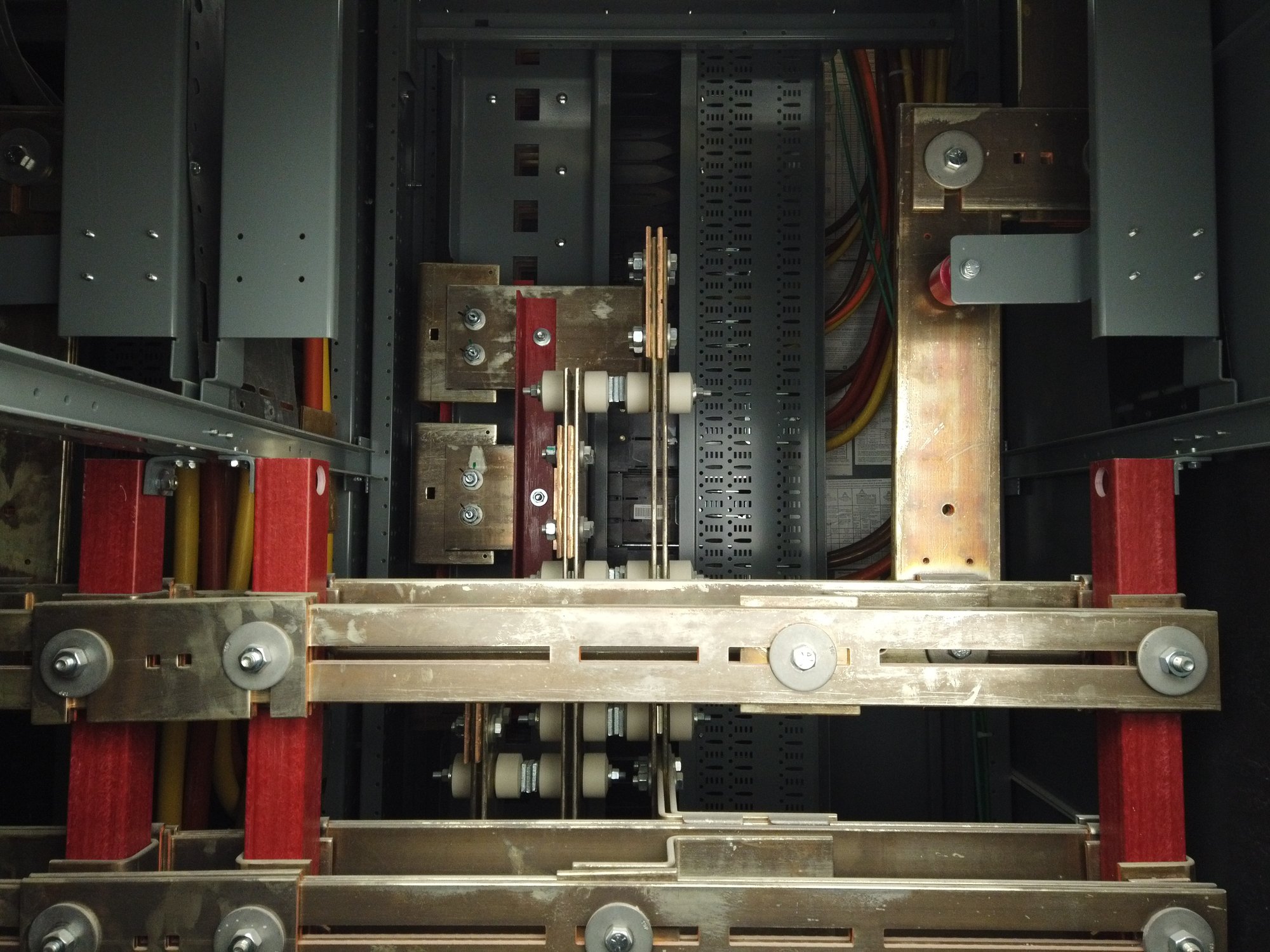 Power Bus Bars_switchgear or MCC-1